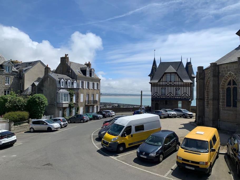 Maison Du Cap Lihou, Duplex Au 1Er Et 2Eme Etage Mansarde, Quartier Historique, Granville Exterior foto